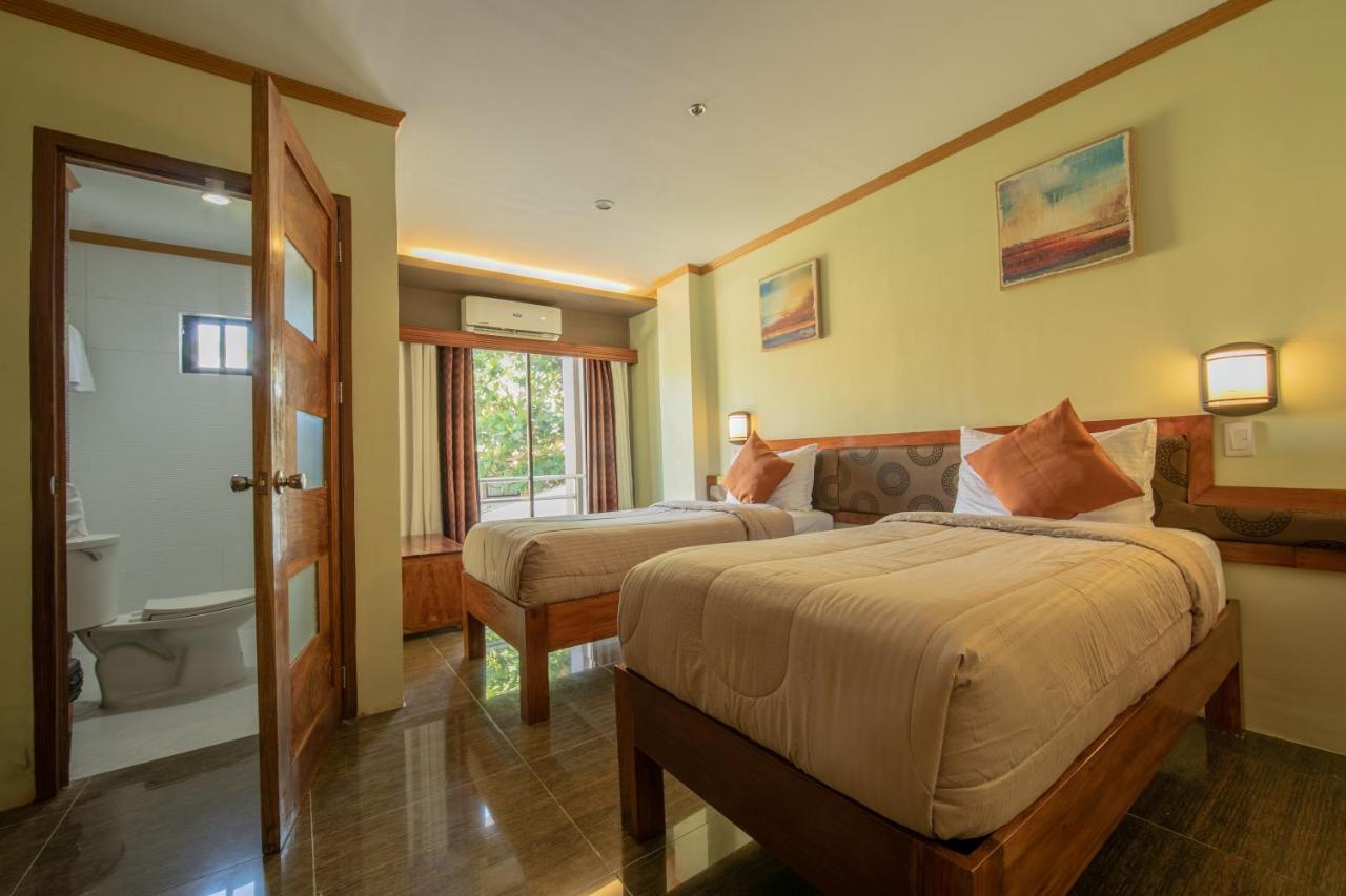 Rawis Resort Hotel And Restaurant Borongan Extérieur photo